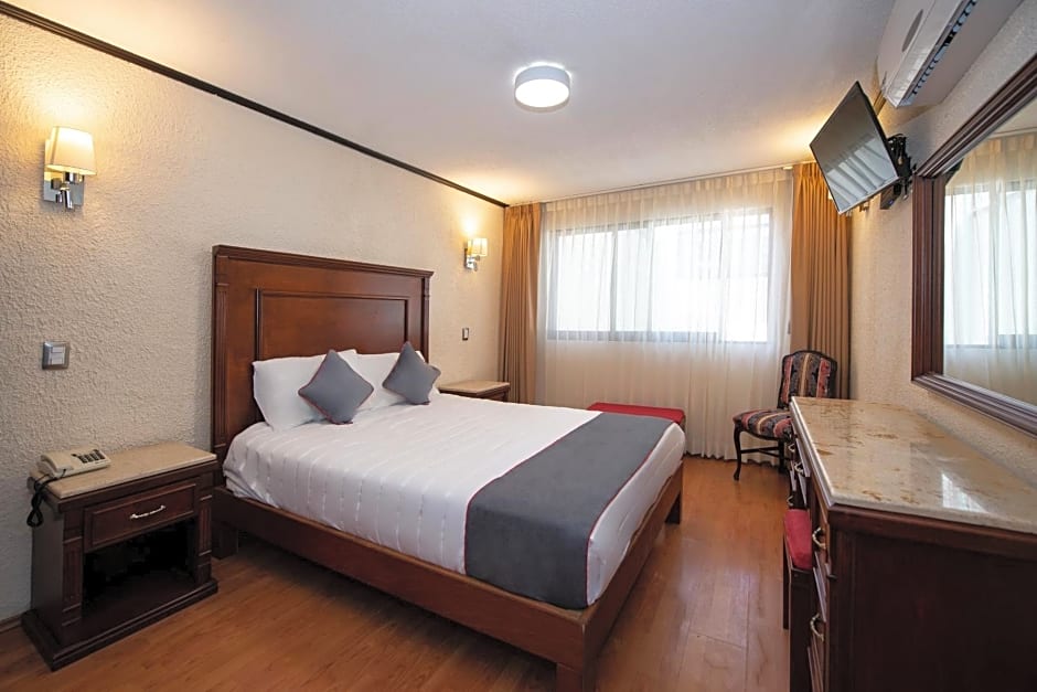 Hotel Senorial