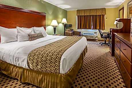 1 King Bed, Accessible Room, Non-Smoking