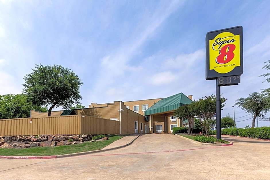 Super 8 by Wyndham Garland/Rowlett/East Dallas Area