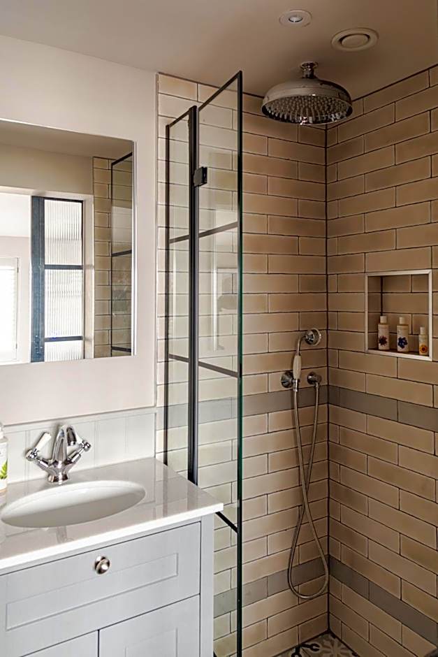 Hare and Hounds - Newbury