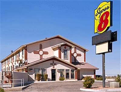 Super 8 by Wyndham Carlsbad