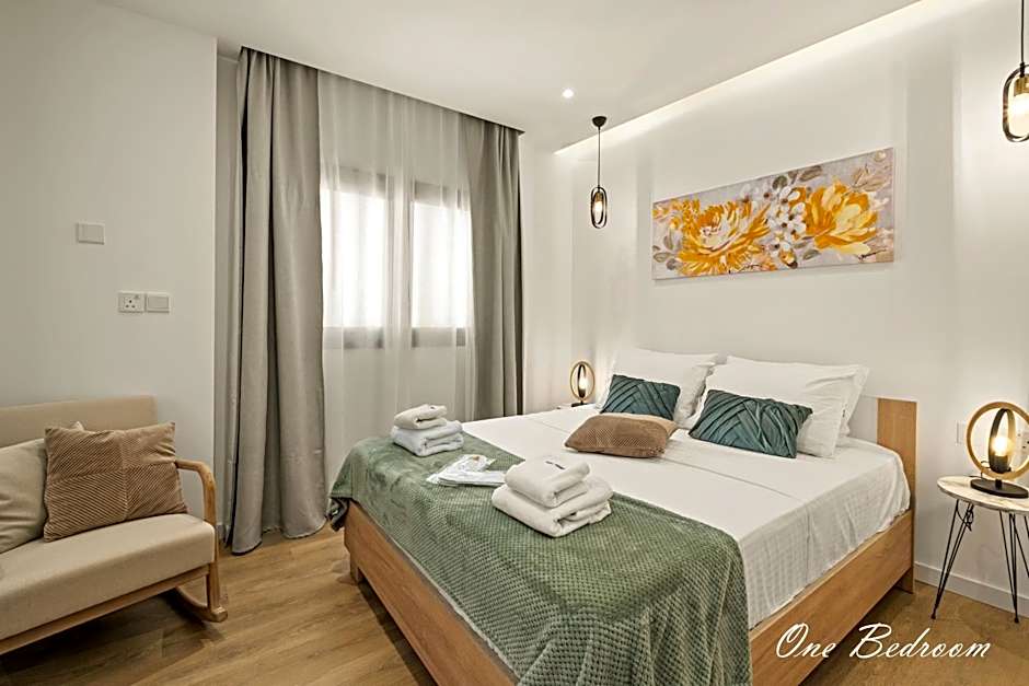 Lazuli Hermes Apartments