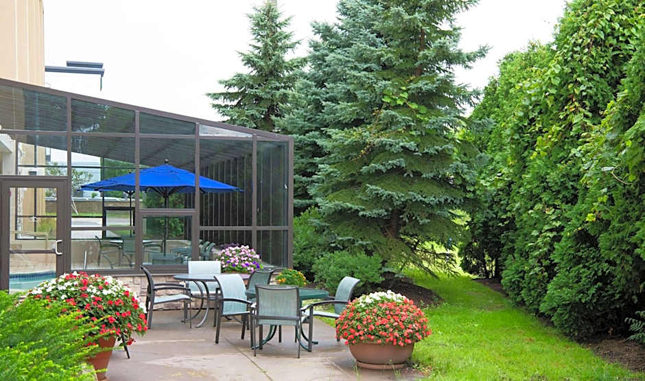 Hampton Inn By Hilton Erie-South