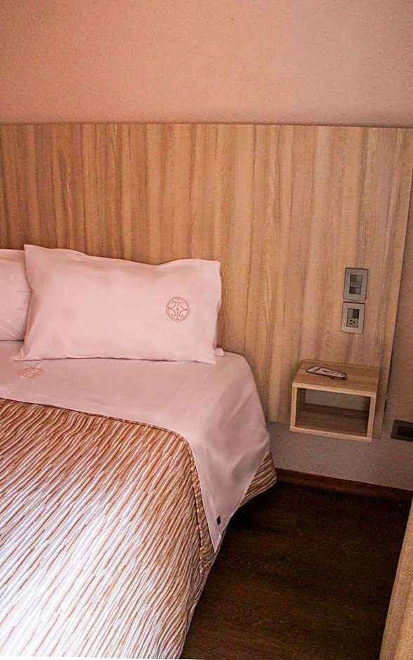 HOTEL CONGRESO