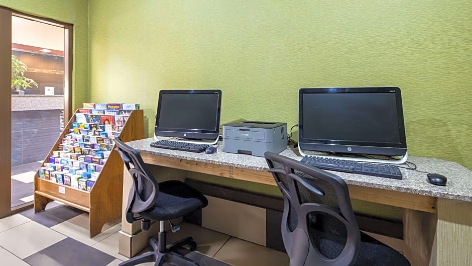 SureStay Plus Hotel by Best Western Blue Springs
