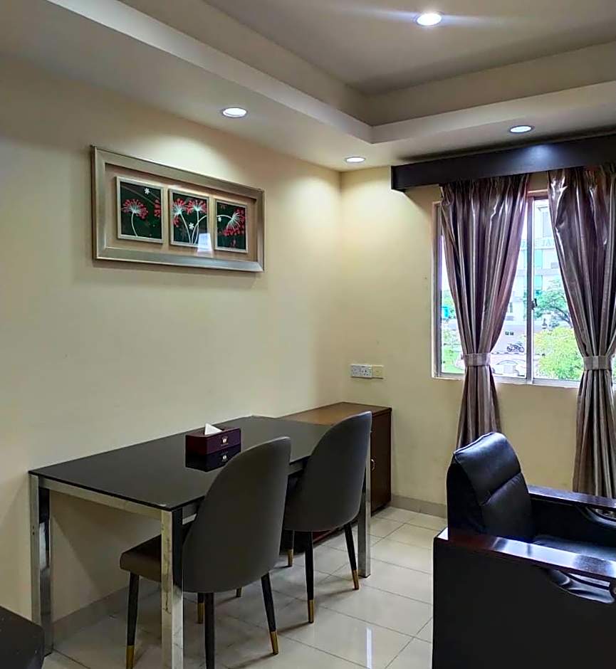 Hotel & Apartment Ambassador 3