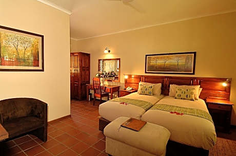 Classic Triple Room