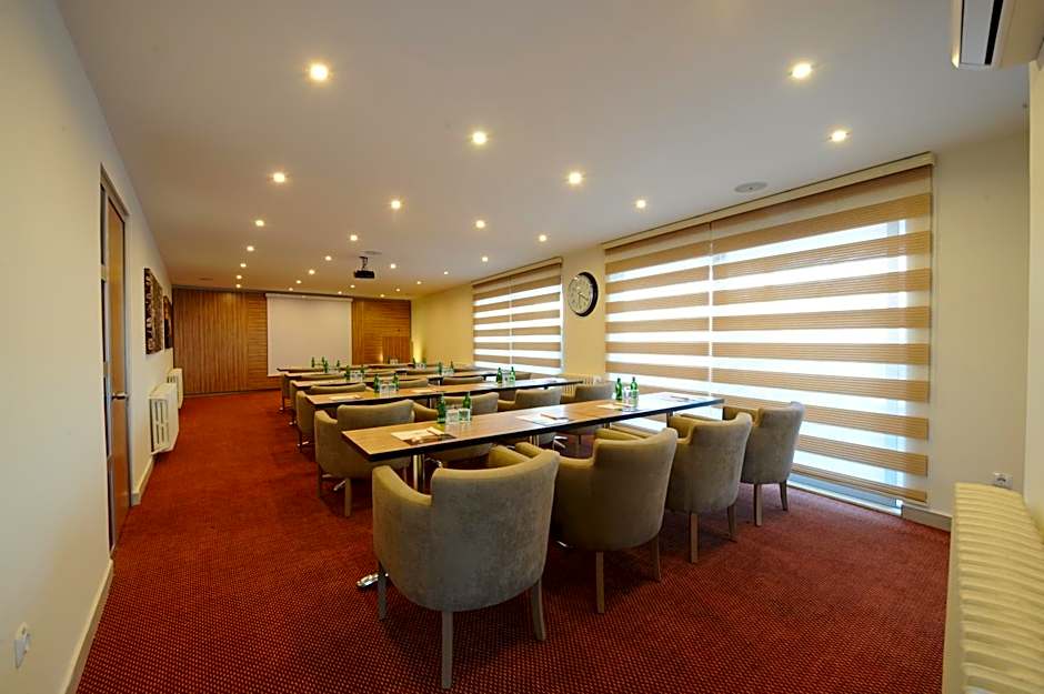Kardes Hotel
