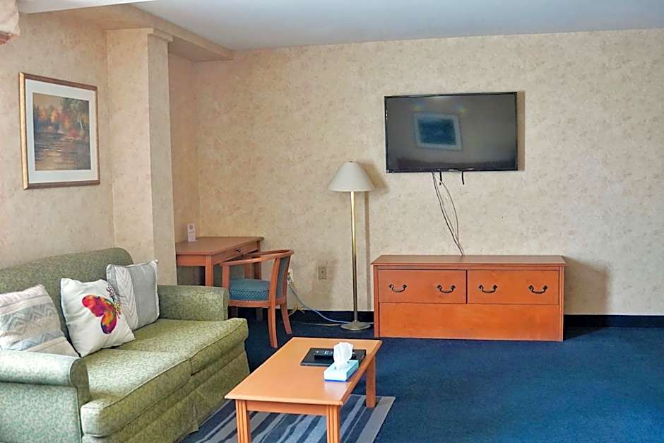 The Glengate Hotel & Suites