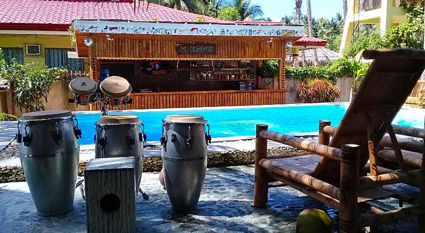 Apo Diver Beach Accomodation