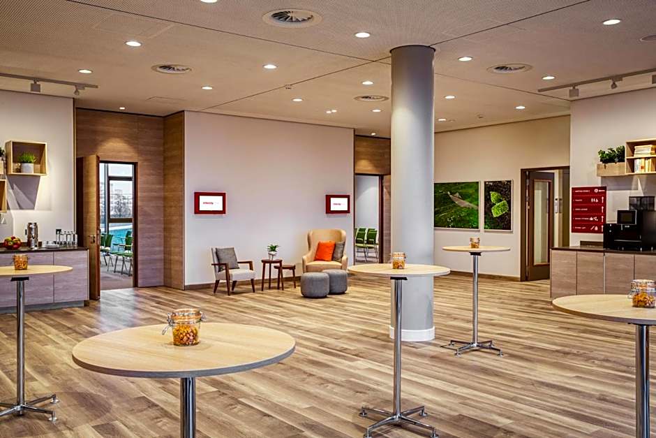 IntercityHotel Amsterdam Airport