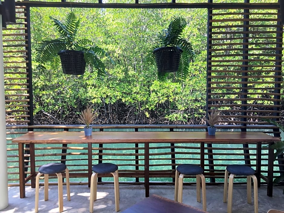 Escape Life Koh Kood