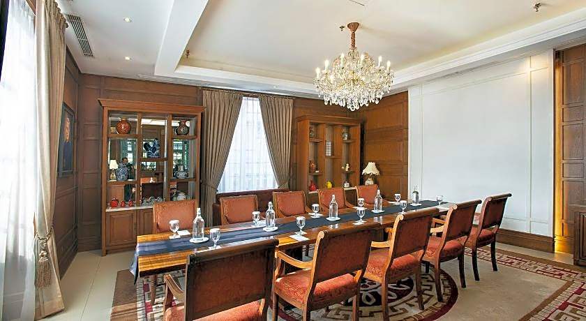 The 1o1 Bogor Suryakancana Hotel