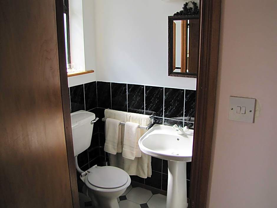 An Dooneen, The Hurley Farm B&B