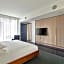 SMYTH Tribeca