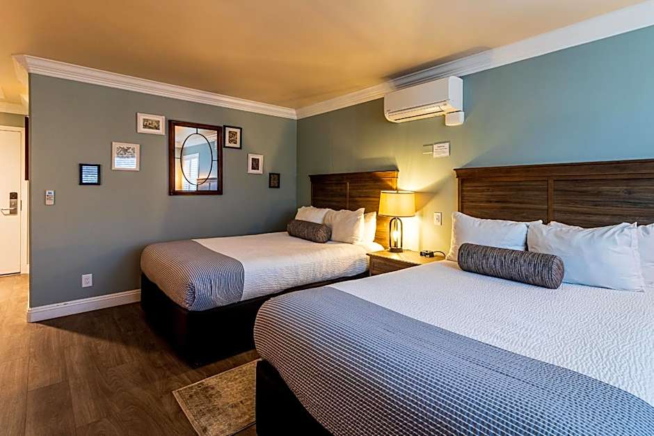 Cambria Pines Lodge