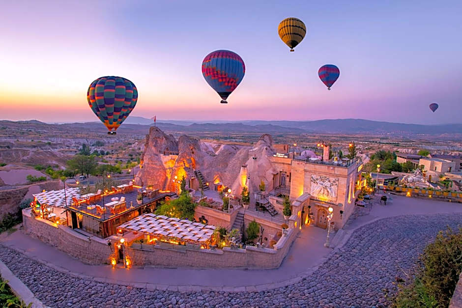 Cappadocia Fairy Chimneys Selfie Cave Hotels - Special Class