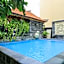 S 8 Suardana Hotel