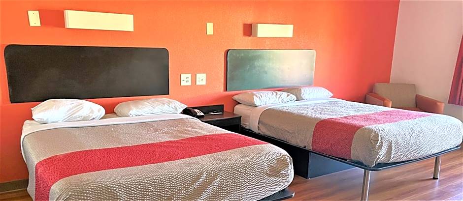 Motel 6-White, GA - Cartersville