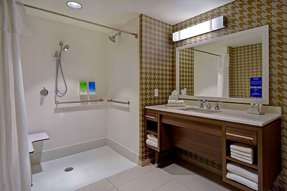 Home2 Suites by Hilton Wichita Downtown Delano