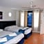The Queenslander Motel