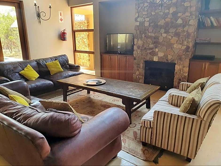 Zebula Golf and Wildlife Estate - Nagapie 12 Pax- Moi Signature Luxury villa