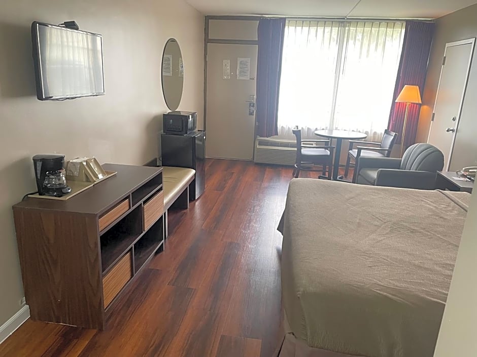 Super 8 by Wyndham Valdosta Mall