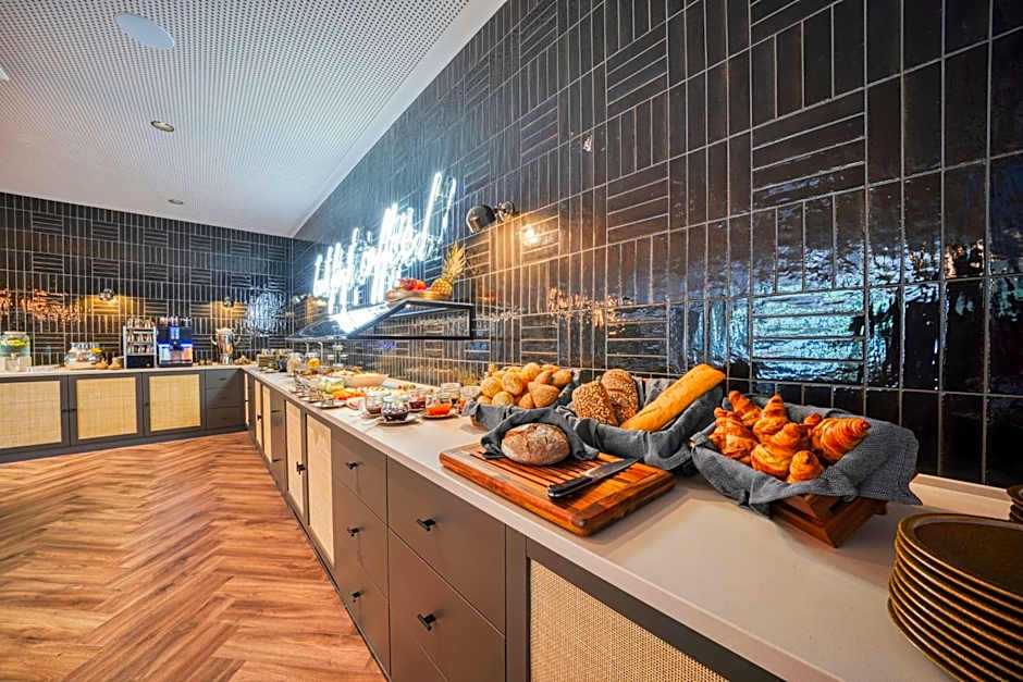 Vienna House Easy by Wyndham Hannover