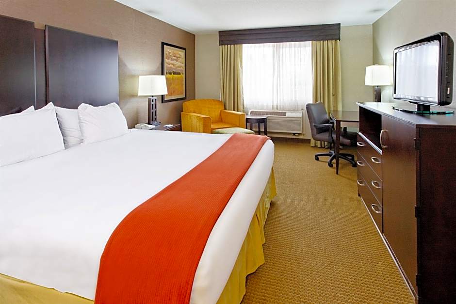 Holiday Inn Express Hotel & Suites Canyonville