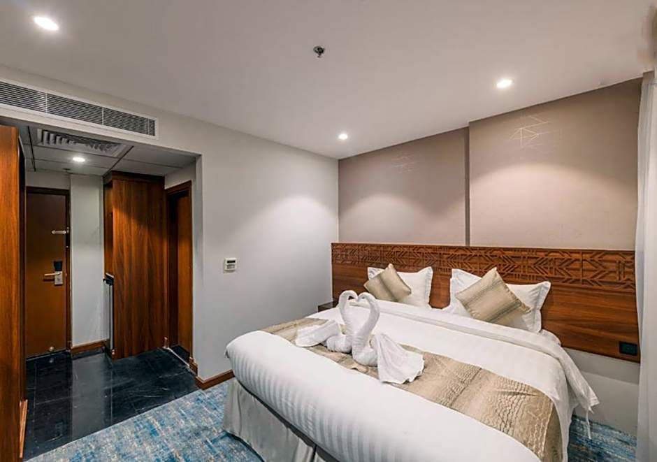 Manazel Al Zaireen Hotel