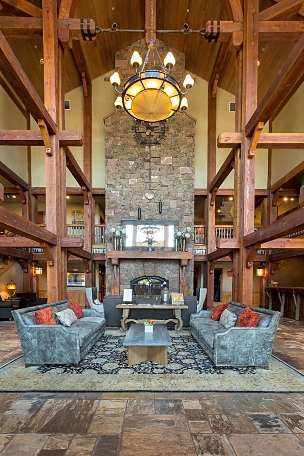 Lodges At Deer Valley