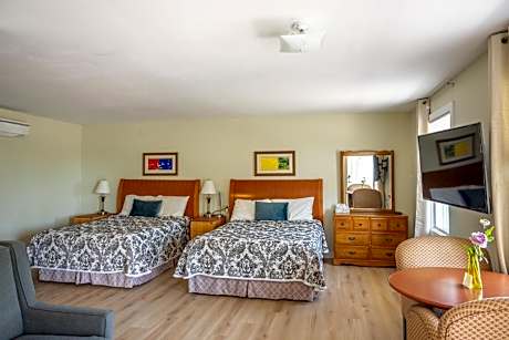 Family Room with Sea View