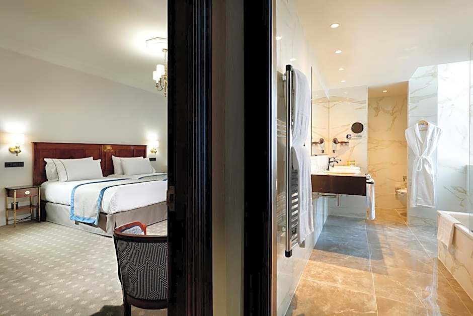 Eurostars Hotel Real