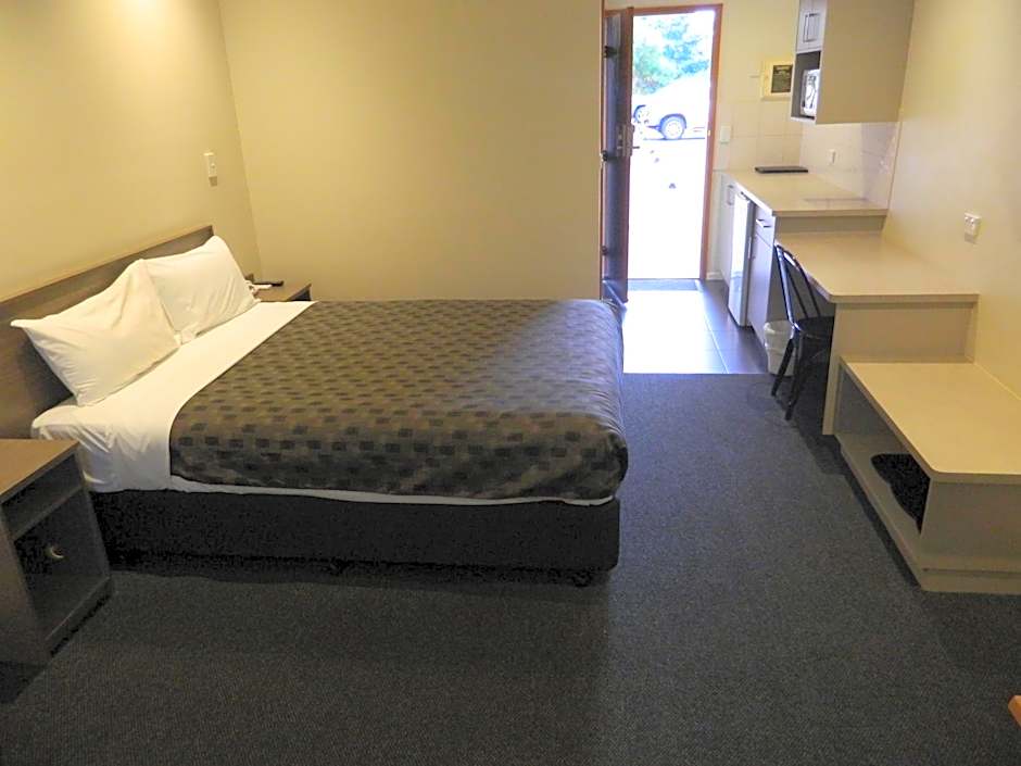 Werribee Motel and Apartments