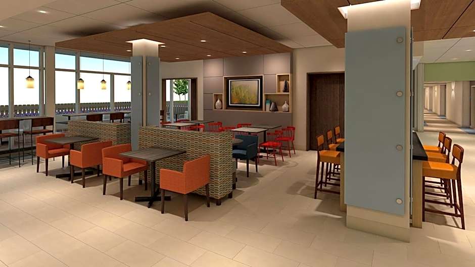 Holiday Inn Express and Suites Eau Claire West I-94 By IHG