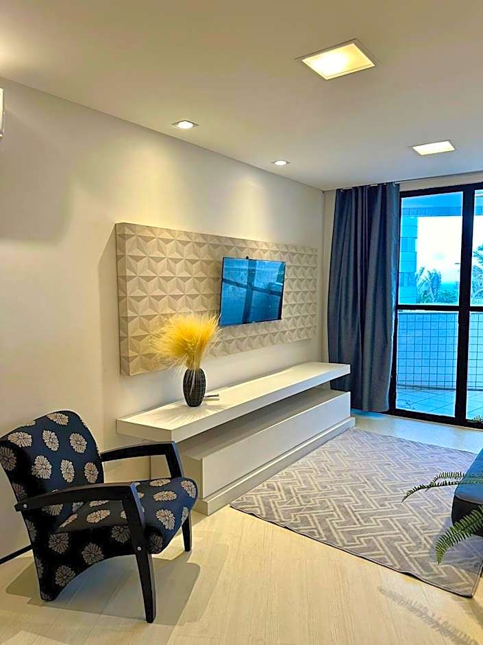 (216) Clean Beach - Near The Beach