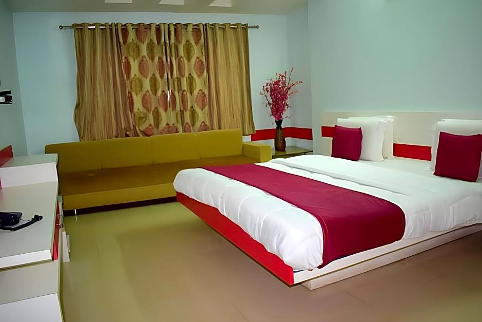 Hotel Ashapura Palace