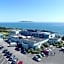 Shoreline Hotel