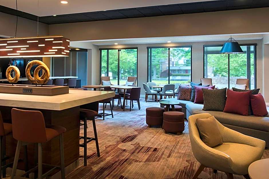 Courtyard by Marriott Lincroft Red Bank