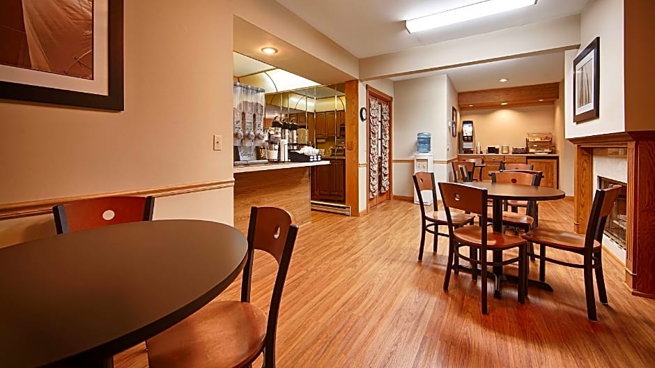 Best Western River Terrace