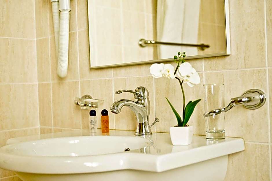 Grand Hotel & Spa Tirana