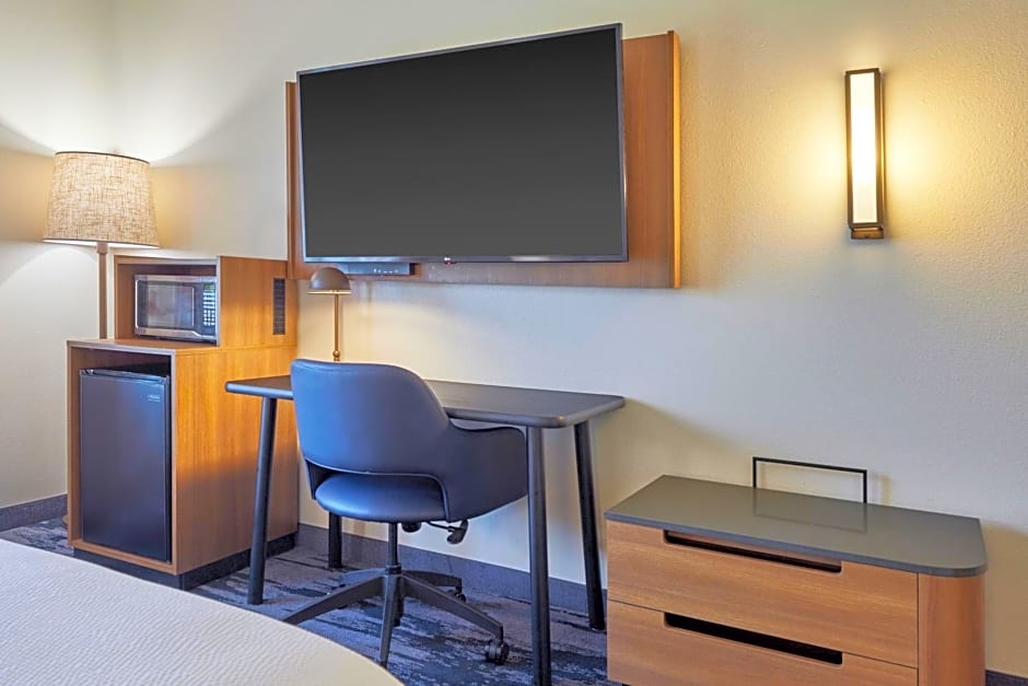 Fairfield Inn & Suites by Marriott Burlington