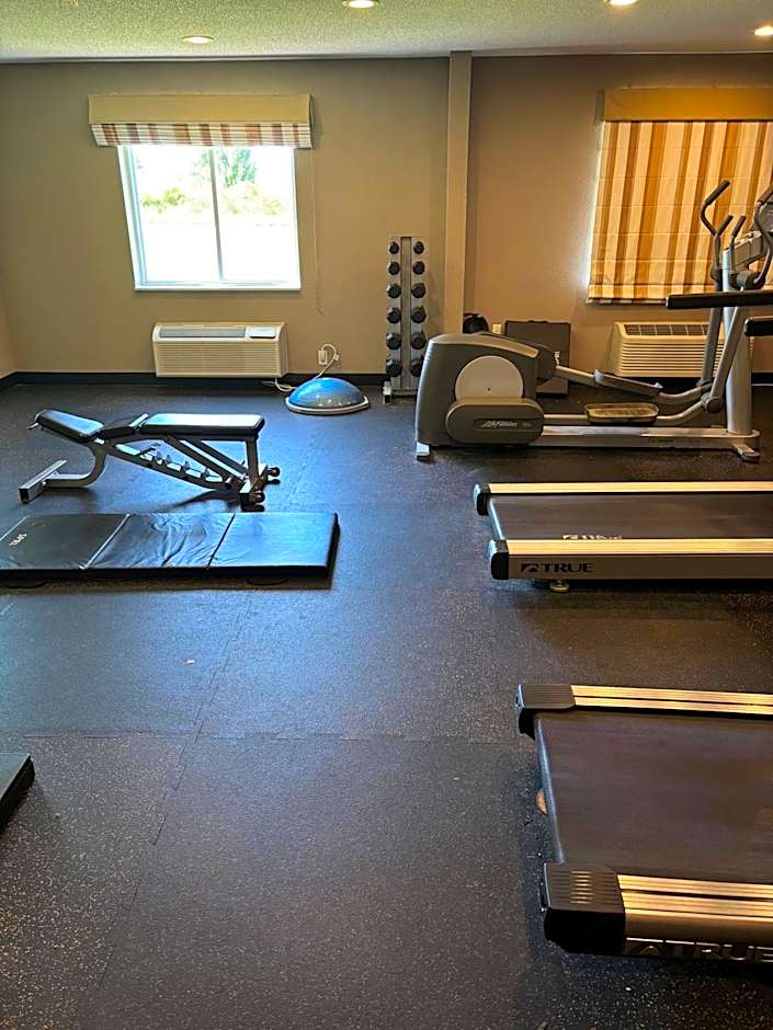 Baymont by Wyndham Fulton