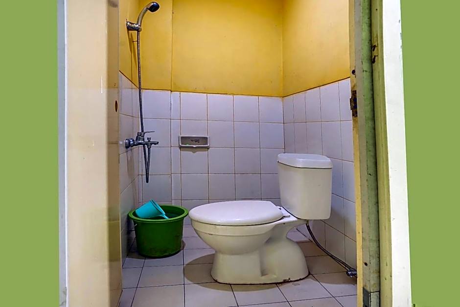 OYO Life 91027 Note Hotel Syariah