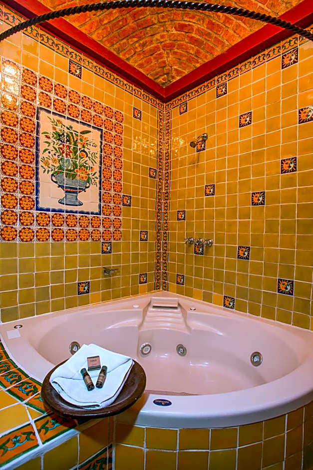 Atotonilco Hotel & Club