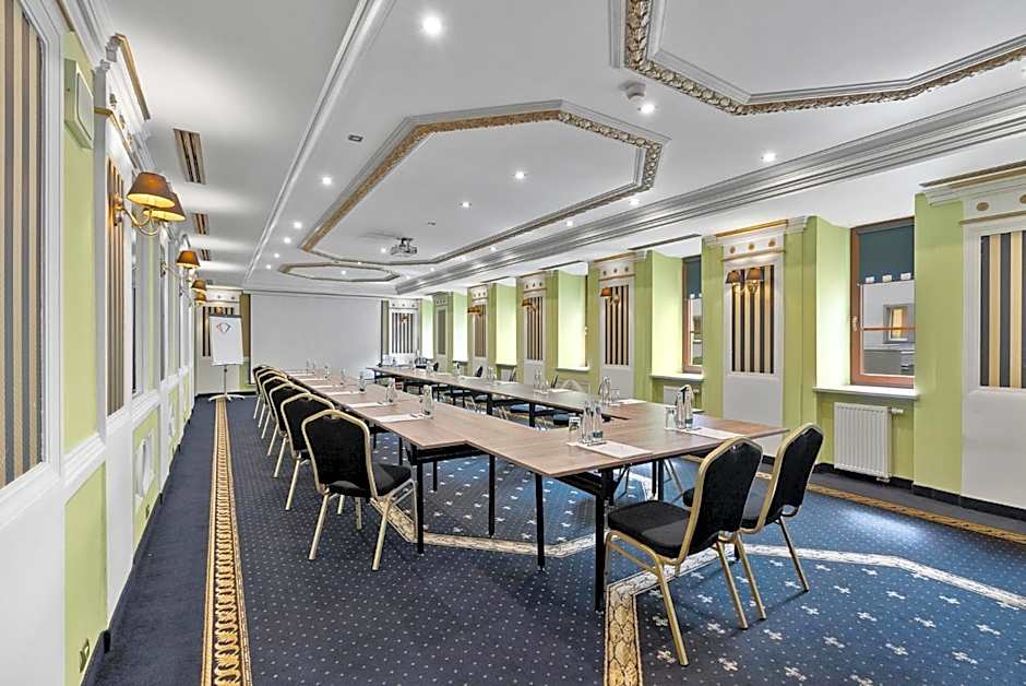 Hotel Diament Arsenal Palace Katowice - Chorzów