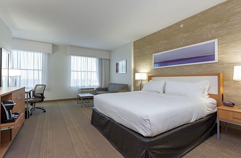 Holiday Inn San Marcos Convention Center, an IHG Hotel