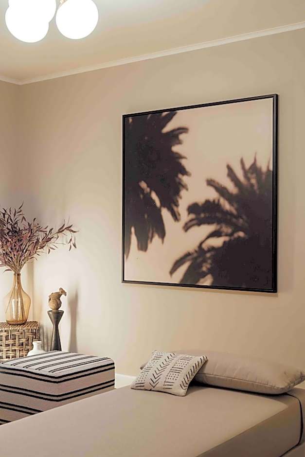 Clemonte Hotel - Your Reception-less Boutique Hideaway