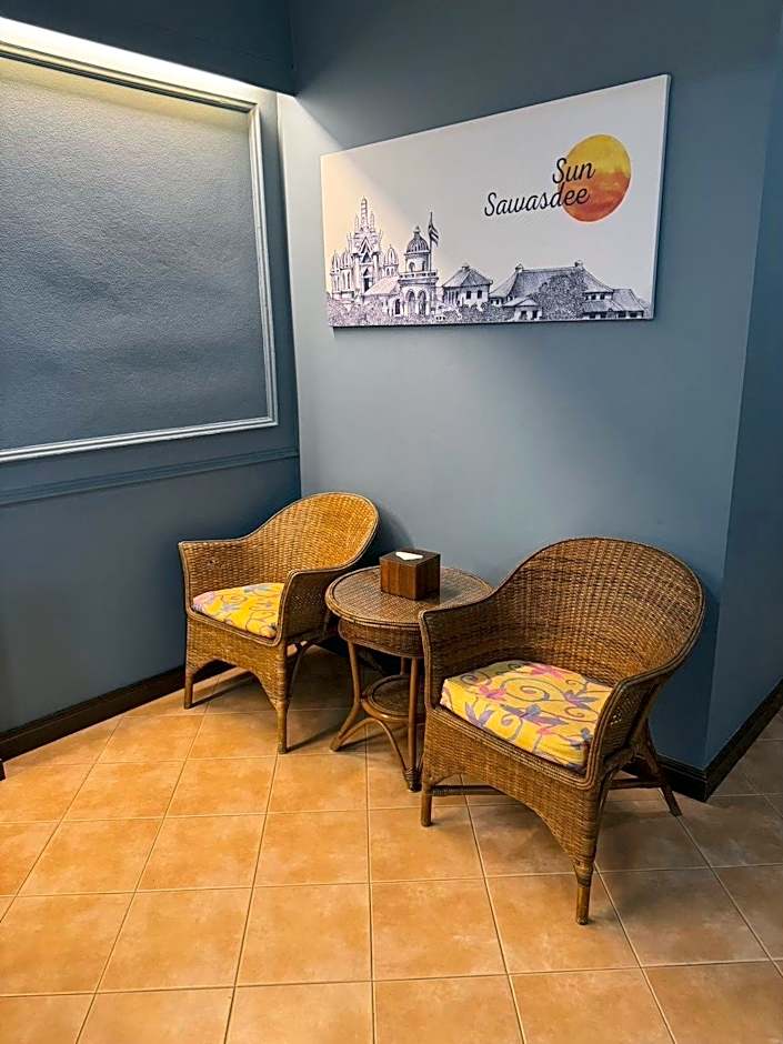 Sun Hotel