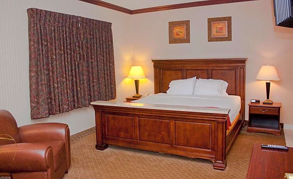 Holiday Inn Express Mentor Banquet Center By IHG